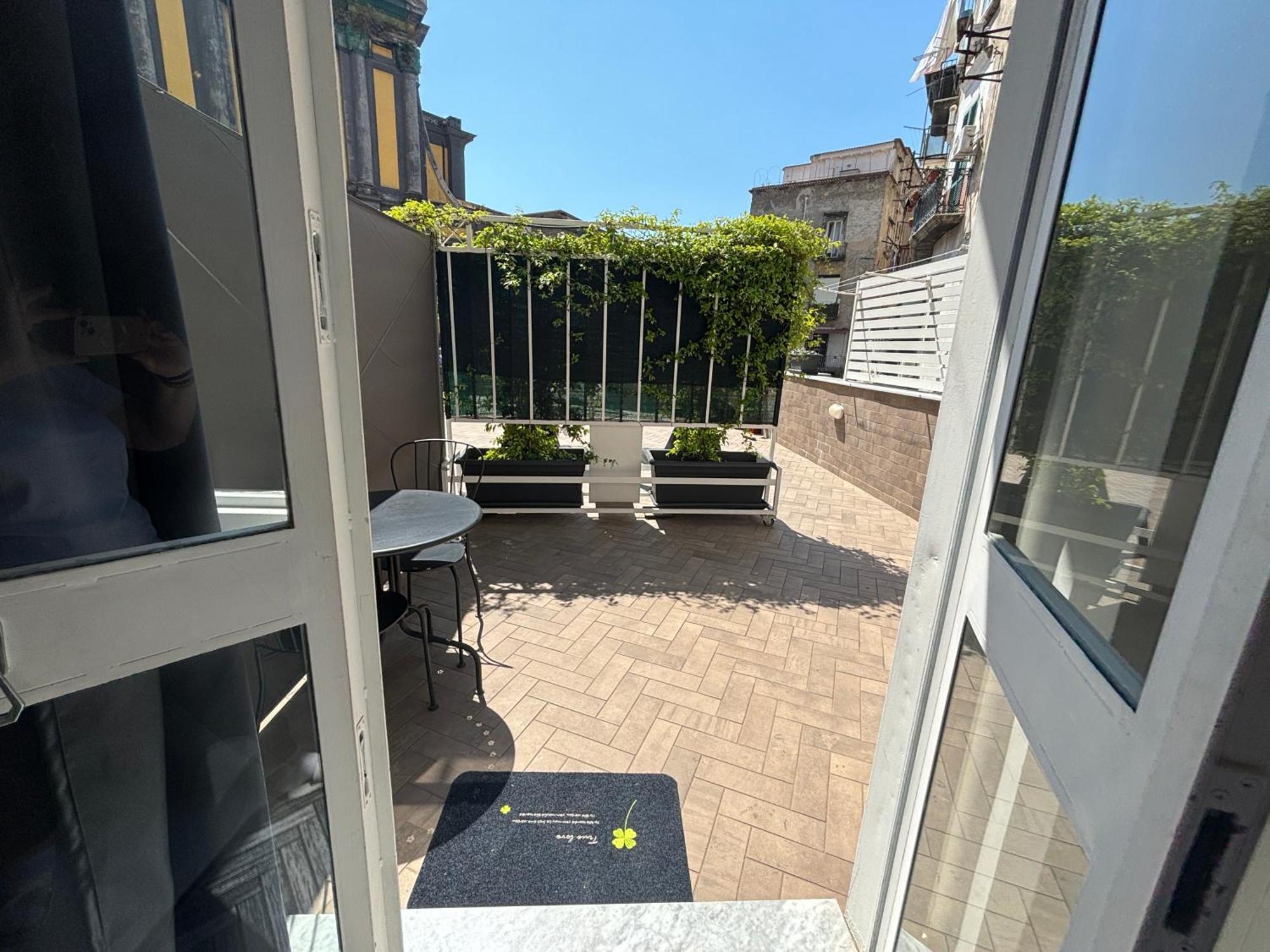 Готель Terrazza Annunziata Неаполь Екстер'єр фото
